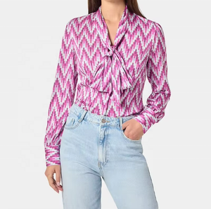 Chemisier à col noué pour femme, rose, motif géométrique tissé, anti-plis, écologique, à manches longues - Product Image 5