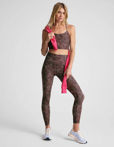 Ensemble 2 pièces OEM Unique Ditsy Leopard pour femme, Leggings Midi Taille Haute SoftMark, Nouveauté sans couture apparente et coupe taille haute - Product Image 5