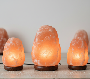 Lámpara de Sal Rosa del Himalaya con Base de Madera y Bombilla, Luz de Sal de Cristal Natural para Decoración del Hogar - Product Image 4