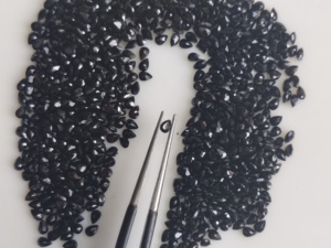 Onyx noir naturel 3x2MM taille poire, pierre précieuse de qualité supérieure pour la fabrication de bijoux - Product Image 3