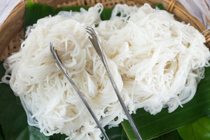De bons vermicelles de riz vietnamiens. Sans gluten, longue durée, idéal pour les restaurants et la cuisine maison - Product Image 2