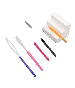 High quality plastic needle threader with yarn cutter wholesale economy sewing tools for Tufting Gun