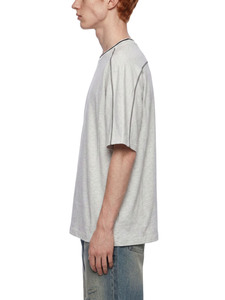 Camiseta Oversize para Hombre con Detalle de Costura y Hombro Caído, Cuello Redondo, Peso Pesado, Estilo Streetwear con Líneas de Costura en Contraste - Product Image 5