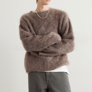 Pull en mohair brossé respirant de luxe, coupe classique, style designer, avec logo frontal, idéal pour l'hiver – En promotion - Product Image 2