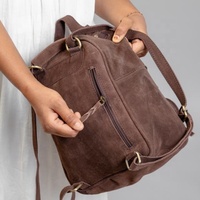 Petit sac à dos Western usiné à la main personnalisé sac de voyage Vintage en cuir de vachette véritable daim avec nouveau logo au design