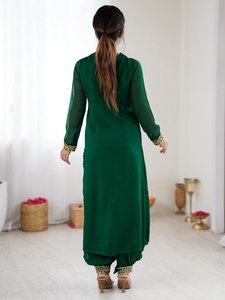 Conjunto de Salwar Kameez Verde Bordado para Mujer, Corte Regular Tradicional, Largo Regular, Elegante para Invierno, Georgette Sintético Elástico - Product Image 6