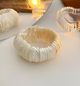 Coastal jewelry natural <b>ocean</b> shell bangle competitive price charming seashell bracelet bangles - Product Image 5