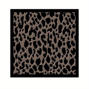 Écharpe carrée élégante en twill de soie satinée à imprimé géométrique pour femme, idéale pour les événements, foulards et bandanas - Product Image 6