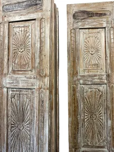 Puerta de Madera Sólida Moderna en Oferta, con Diseño Decorativo, Estructura Resistente y Larga Duración para Viviendas - Product Image 3