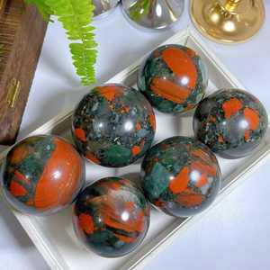 Esfera de piedra de sangre africana natural pulida, bola de cristal para sanación, esfera de heliotropo roja y verde para meditación - Product Image 1