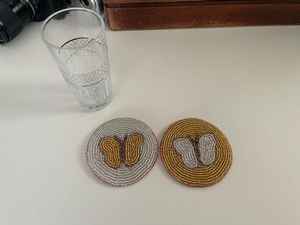 Sous-verres en perles de verre faits à la main MS HANDICRAFT - Cadeaux religieux classiques avec support en polyester (4x4 pouces) - Product Image 2