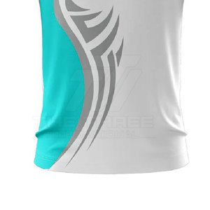 Uniforme de críquet para hombre de color sólido con logotipo personalizado, material transpirable de secado rápido, conjunto flexible de jersey y pantalones cortos para críquet regular. - Product Image 5