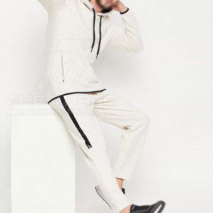 Conjunto Deportivo Casual de Verano para Hombre, Transpirable, con Patrón Sólido, Tela Elástica para Movimiento Flexible y con Estilo - Product Image 4