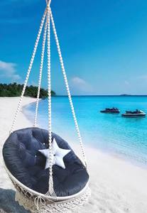 Silla Colgante de Macramé: Encaje Color Marfil, Almohadas Color Grafito, Columpio Tejido - Product Image 3