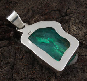 Collar Unisex de Plata de Ley 925 con Baño de Platino, con Colgante de Cristal Natural Brillante con Engaste Vintage, Venta al por Mayor - Product Image 4