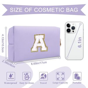 Borsa da Viaggio per Cosmetici in Pelle PU Viola Stile Preppy con Patch, Pochette Personalizzabile con Iniziale A-Z, Simpatica Borsa per il Trucco con Cerniera - Product Image 4