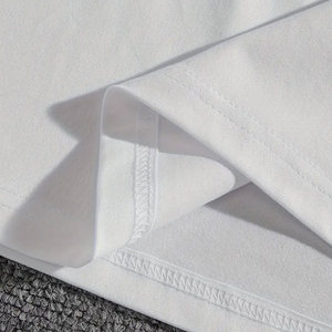 Produit le plus vendu, qualité supérieure, fabriqué à la main, tissu doux, design tendance, ensemble confortable de t-shirt et short pour homme - Product Image 4