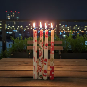 Ensemble de 4 bougies coniques de Noël en forme de canne à sucre, en cire de paraffine et de soja, parfum lavande, sans fumée, pour Noël, Pâques, hiver - Product Image 2