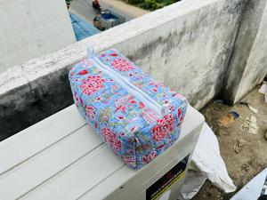 Quilted Cotton Yellow Floral Vintage Durable Smooth Zipper Women's <b>Makeup</b> Bag Carrying Pouch Travelling Cosmetics <b>Cases</b> - Product Image 5