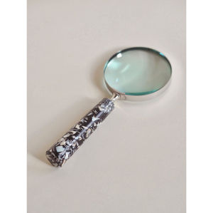 Loupe élégante plaquée argent avec poignée décorative en nœud de corde, loupe portative en métal pour la lecture, accessoire de bureau - Product Image 2