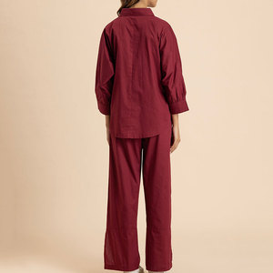 ชุดเซ็ตพรีเมียมสำหรับผู้หญิง ชุดเซ็ตแสนสบายสำหรับผู้หญิง เหมาะสำหรับใส่ในชีวิตประจำวัน ดีไซน์ทันสมัยและสวมใส่สบาย - Product Image 3