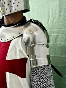 Disfraz de Caballero Templario Medieval - Conjunto Completo de Armadura con Cota de Malla y Túnica para Cosplay MetalCostume - Product Image 4
