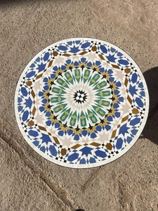 Mesa premium con tablero de madera y base de hierro, ecológica, hecha a mano para el hogar y restaurantes, procedente de la India. - Product Image 2