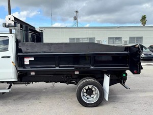 Potente Tractor Diésel 6x4 de Servicio Pesado para Logística Comercial, Transporte de Mercancías por Carretera y Transporte de Carga en Carreteras - Product Image 4