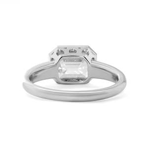 Anillo de compromiso de diamante cultivado en laboratorio con corte esmeralda de 3 quilates, engaste de platino tipo cesta solitario, estilo oriente-oeste, anillo de boda al por mayor - Product Image 6
