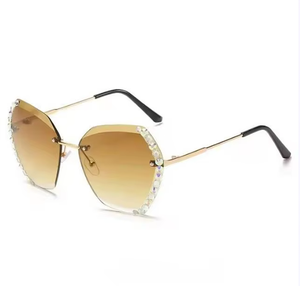 Luxury Hip Hop Butterfly <b>Sunglasses</b> Yellow <b>Gradient</b> Lens Unisex Designer Full Rim Lightweight Eyewear Luxira - Product Image 3