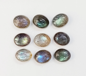 Cabochon de labradorite naturelle 10*8 mm ovale, pierre précieuse chatoyante de qualité supérieure pour la fabrication de bijoux à prix de gros - Product Image 3