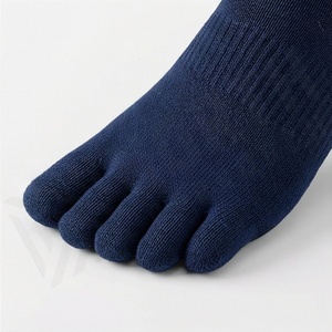 Chaussettes de yoga pour hommes en pur coton, mi-mollet, à cinq doigts séparés, fines, respirantes, pour Pilates, Barre, Danse, Fitness, Gym, couleur personnalisable - Product Image 6