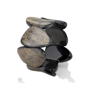 กำไลฮอร์นสำหรับผู้หญิงเป็นมิตรต่อสิ่งแวดล้อมดีไซน์ใหม่ทำด้วยมือปกเพชรธรรมชาติ - Product Image 1