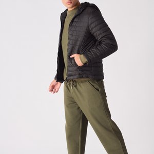 Vestes personnalisées noires à capuche légères en polyester matelassé rembourré de duvet avec patch logo pour homme – Vente en gros - Product Image 2