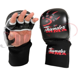 Gants de sparring MMA imperméables pour la boxe et le combat, design demi-doigts, cuir de vache véritable, fermeture à boucle et crochet - Product Image 1