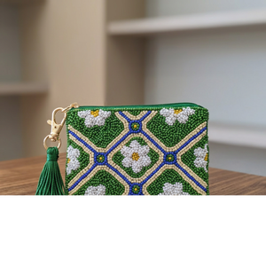 Pochette carrée en coton perlé faite à la main avec broderie, portefeuille zippé, porte-clés à pompon, design personnalisé, idéale pour les voyages - Product Image 2