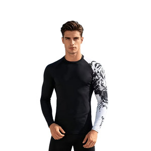 Vêtements de sport à manches courtes de haute qualité Solid Trader, tissu respirant et lisse, vêtements de sport durables, rashguard - Product Image 2