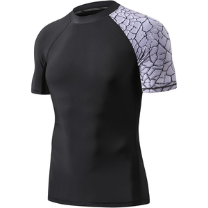 Rashguard Premium pour Hommes à Manches Courtes Séchage Rapide – Fournisseur en Gros de Vêtements de Sport - Product Image 4