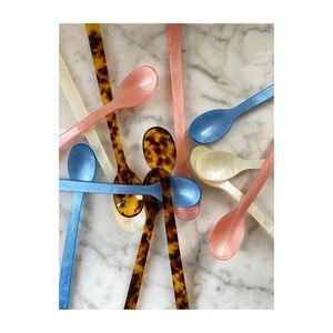 Ensemble de cuillères en résine colorées faites à la main sur le thème des anges, forme artistique personnalisée, ustensiles décoratifs pour la maison, la cuisine et la table - Product Image 3