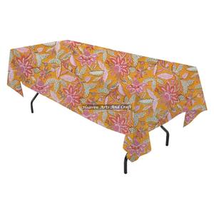Mantel Rectangular de Tela de Algodón Estampado a Mano con Diseño Personalizado - Product Image 1