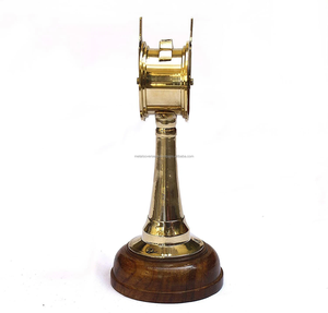 Controlador de Velocidad de Latón Antiguo Hecho a Mano con Base de Madera, Pieza Coleccionable Marina - Product Image 4