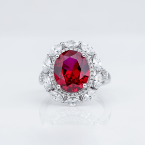 Bague Cocktail Femme en Argent Sterling 925 avec Rubis, Taille Ronde Brillante, Sertissage Halo Pavé, Style Fleur Classique, Bijoux Fins - Product Image 5