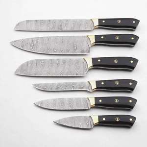 Juego de cuchillos de cocina de acero de Damasco de 6 piezas hechos a mano con mango de madera de ébano y bolster de latón - Product Image 1