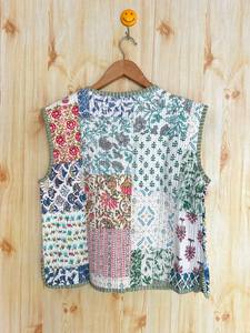 Chaleco de Invierno Hecho a Mano en India, 100% Algodón Ecológico, Acolchado, Antiarrugas, Transpirable, de Secado Rápido, con Bolsillo Delantero, Corte Regular - Product Image 2