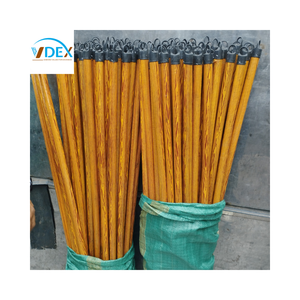 Manche de balai droit et solide en PVC à grain de bois de VDEX Viet Nam Bâton de vadrouille en bois de haute qualité - Product Image 6