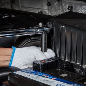 Set di Attrezzi per Riparazione Auto da 65 Pezzi, Chiave a Bussola a Impatto da 1/2'' con Inserti da 3/8'' e 1-1/4'', Metrici 10-24mm, in Acciaio Legato Cr-V a 6 Punte - Product Image 5