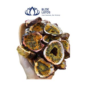 Tranches de fruit de la passion séchées, durables et savoureuses, idéales pour les boissons détox, les mélanges de jus et les bars à jus. - Product Image 1