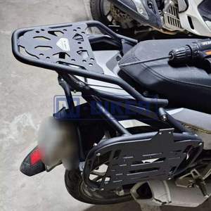 Support de fixation arrière pour top case M Biker Honda Winner X – Accessoires moto pour un montage sécurisé du top case - Product Image 2