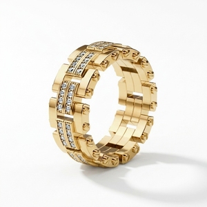Anillo de compromiso personalizado para hombre, estilo hip hop, con diamantes de laboratorio VVS, chapado en oro blanco y rodio, totalmente cubierto de diamantes, modelo RAAMAA. - Product Image 3
