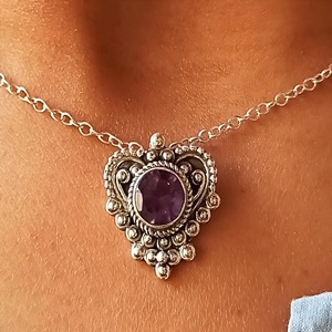 Collar de Plata de Ley 925 con Amatista, Ajustable, con Engaste de Bisel, Joyería Artesanal con Triple Gema - Product Image 6